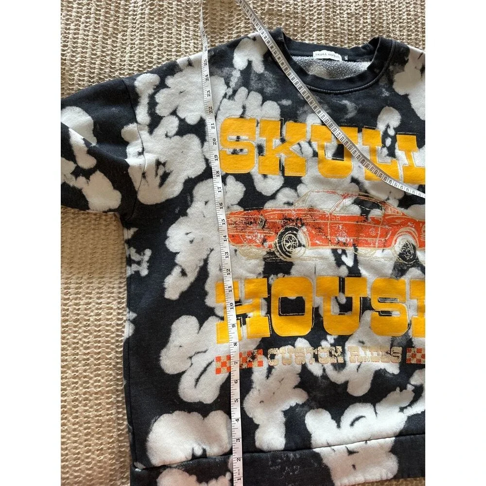 Skull‎ House Designs Bleach Tie Dye Muscle Car Graphic Sweatshirt - Size M/L